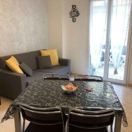 Casa Francesca: Un Mare Di Relax! Apartment Ventimiglia Bagian luar foto