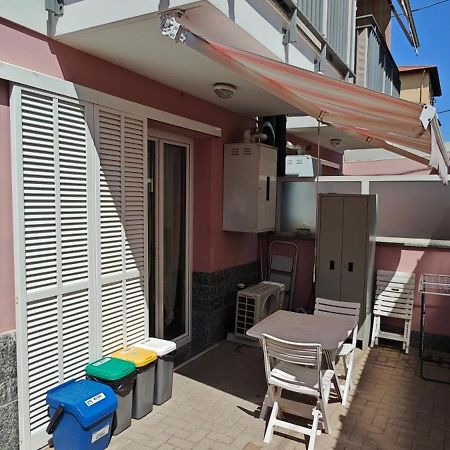 Casa Francesca: Un Mare Di Relax! Apartment Ventimiglia Bagian luar foto