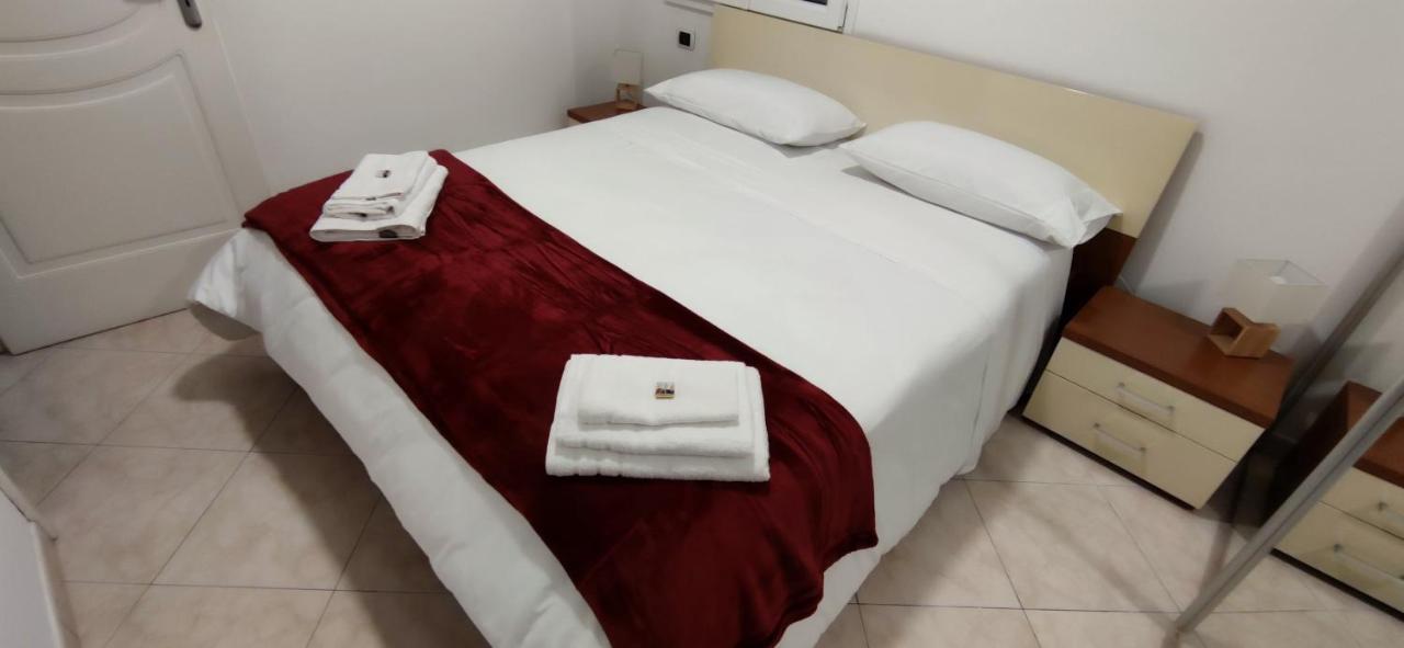 Casa Francesca: Un Mare Di Relax! Apartment Ventimiglia Bagian luar foto
