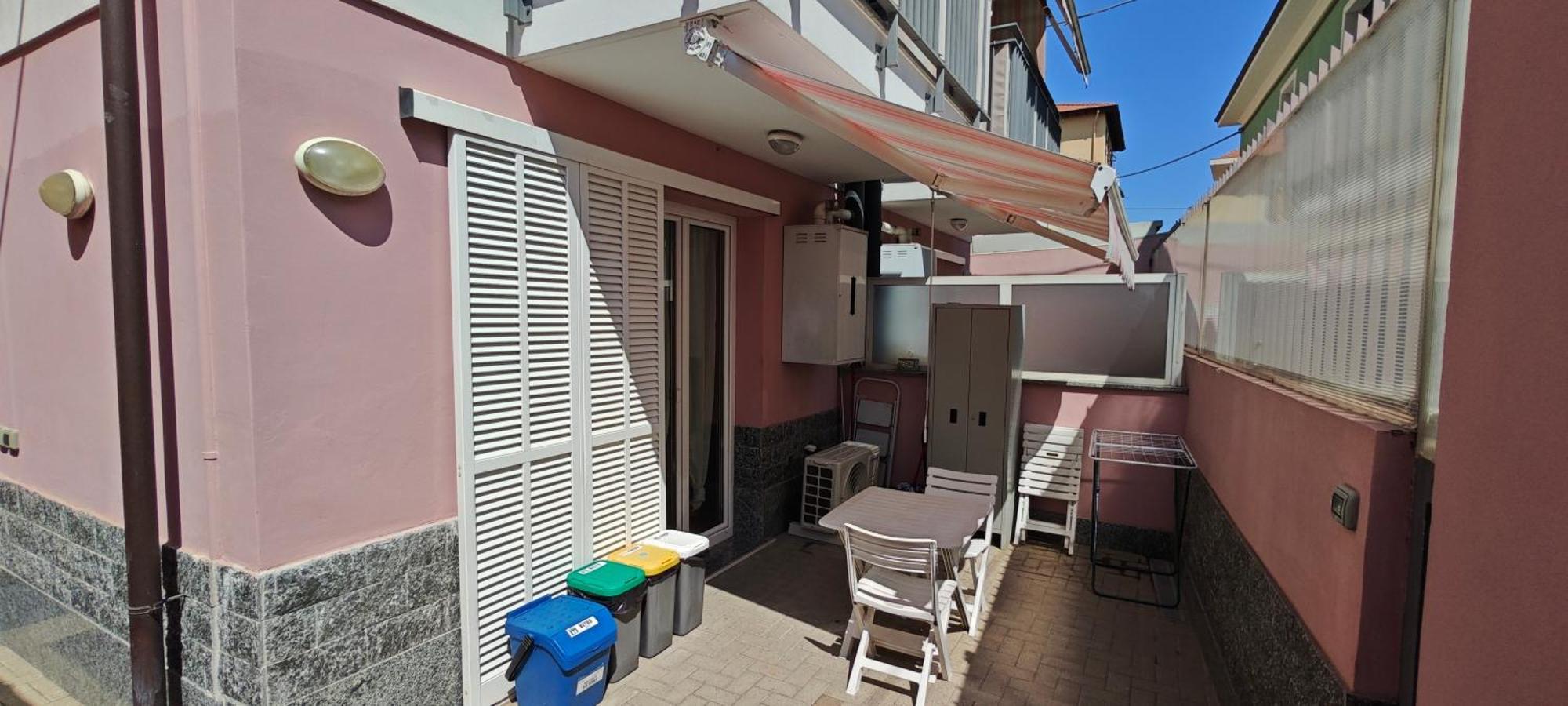 Casa Francesca: Un Mare Di Relax! Apartment Ventimiglia Bagian luar foto